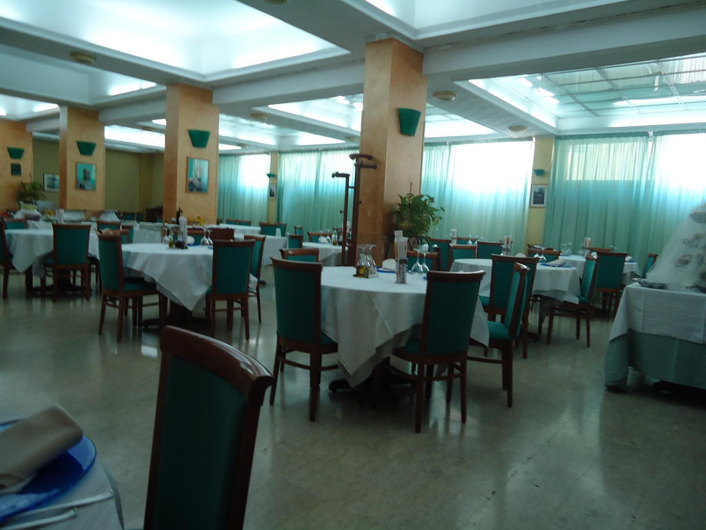 Hotel Ristorante Mommo Polistena Kültér fotó