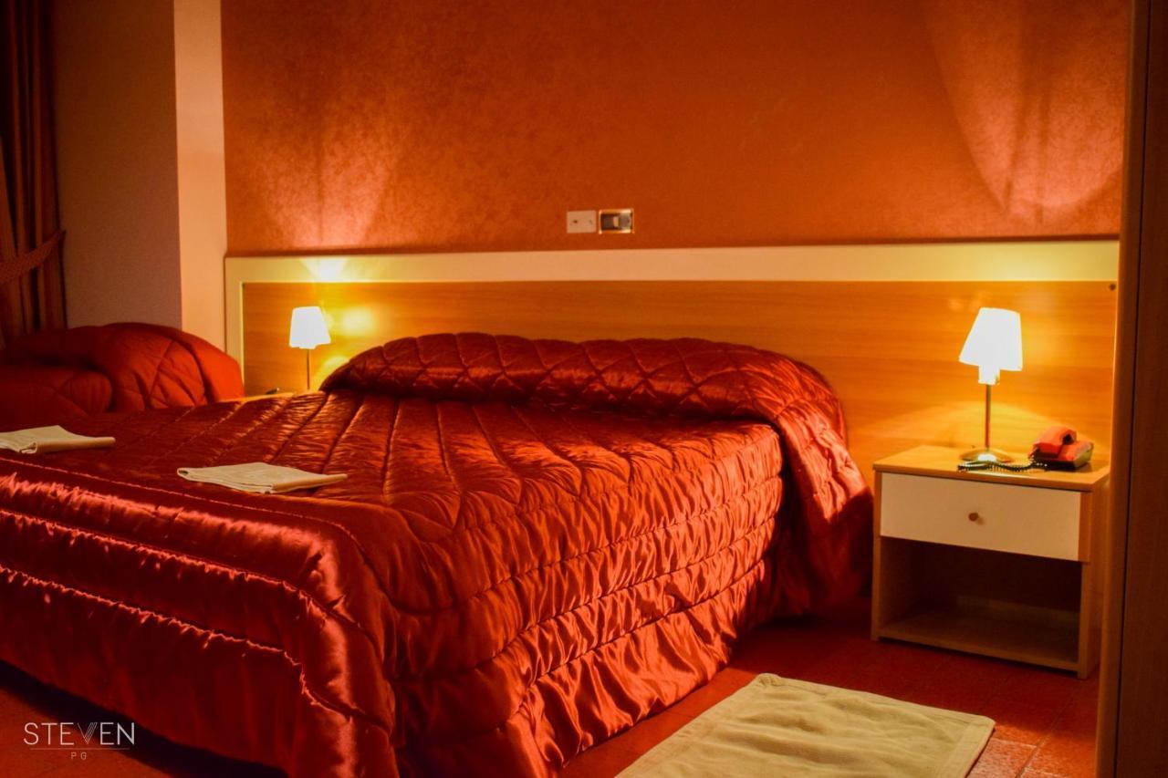 Hotel Ristorante Mommo Polistena Kültér fotó